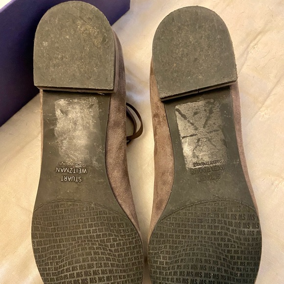 NEW W BOX 7.5 Adorable Stuart Weitzman Strappy Flats with High Ankle - Picture 5 of 10